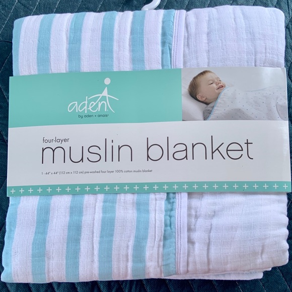 Aden+Anais Four-Layer Muslin Blanket 44x44 - Picture 3 of 8